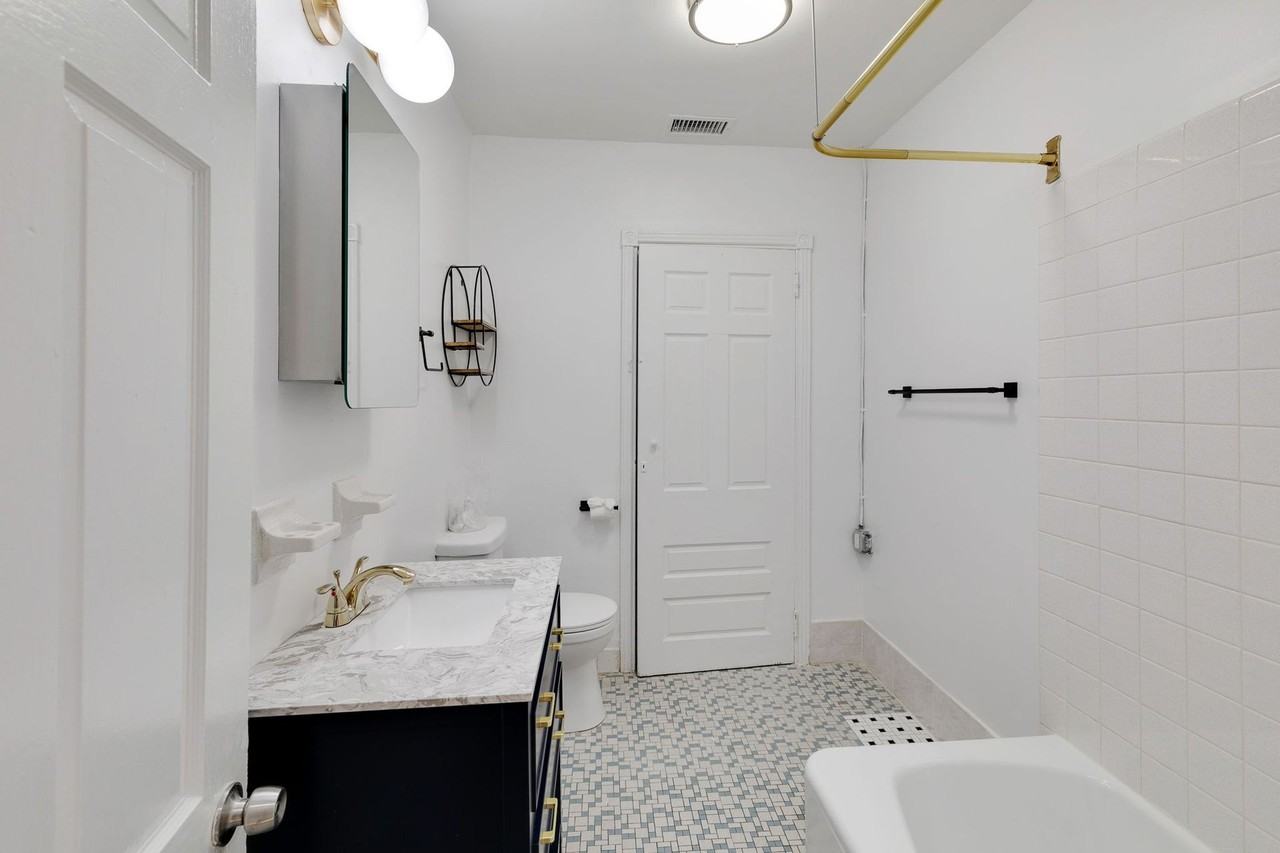 4809 Beaumont Ave. - Photo 3 of 20