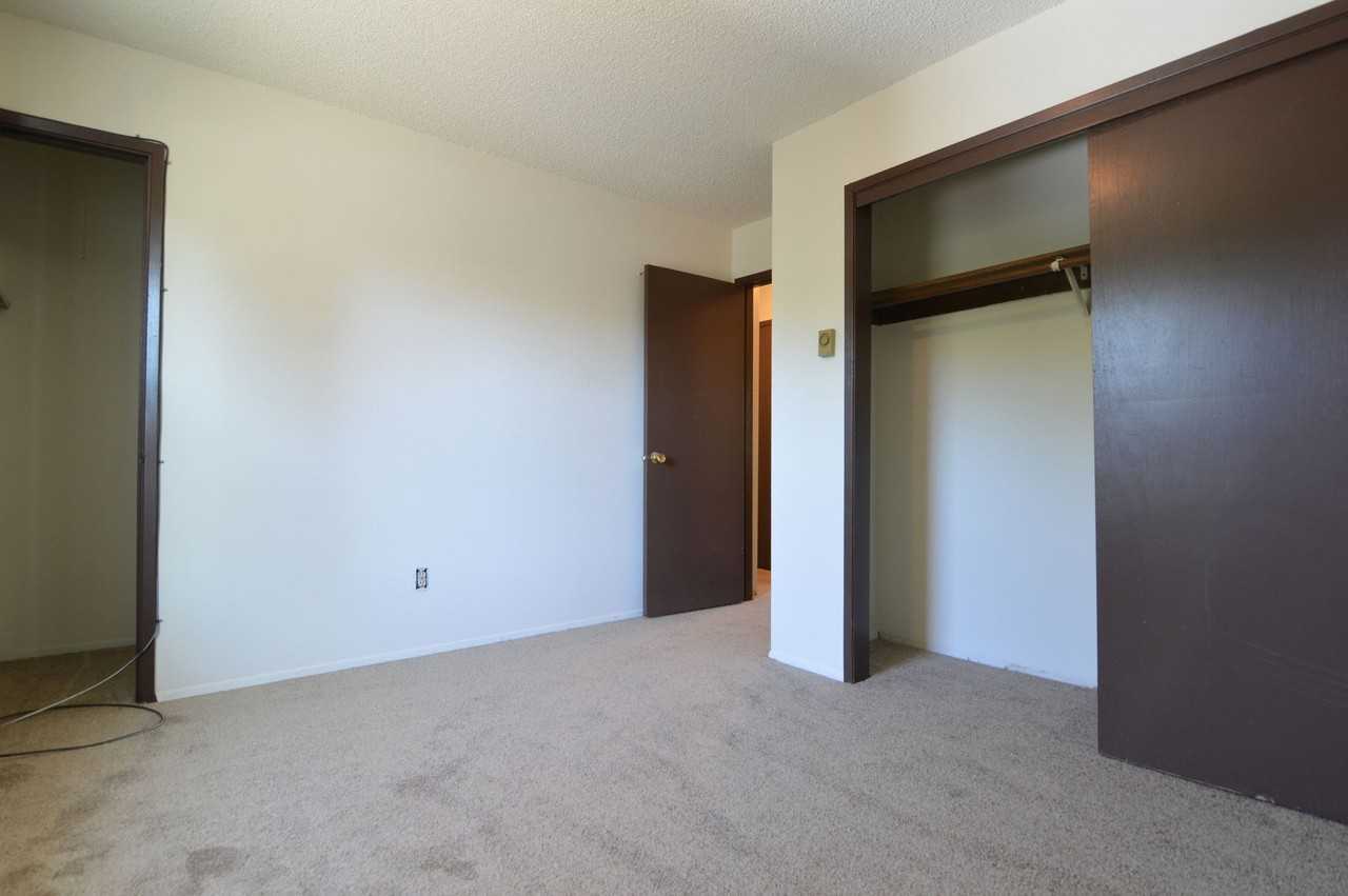 4438-4442 NE Killingsworth St - Photo 7 of 10