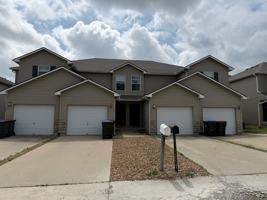 featured image of 425 Hawthorne Blvd #2