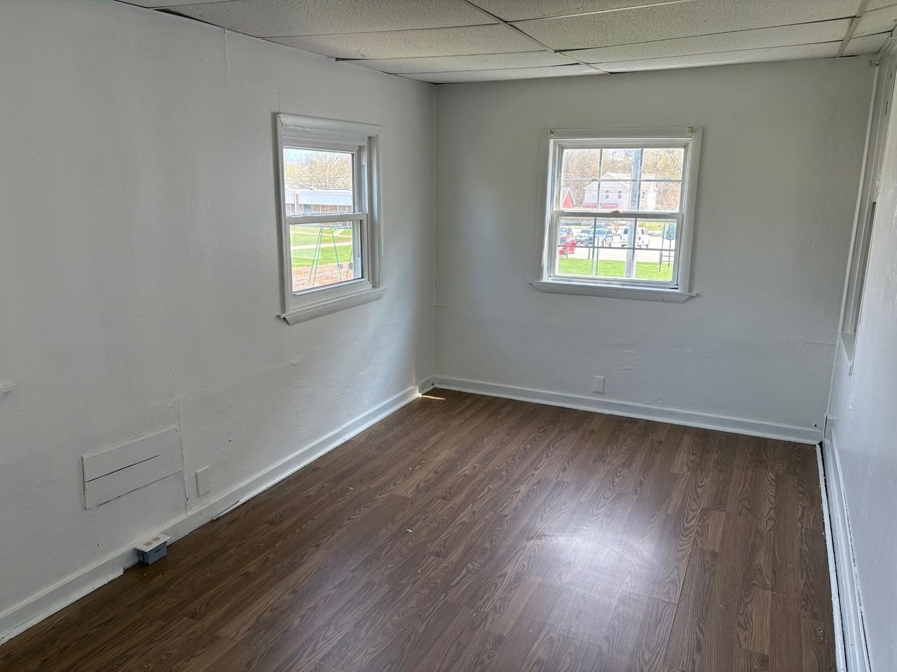 E 4th St #2 - Photo 6 of 9