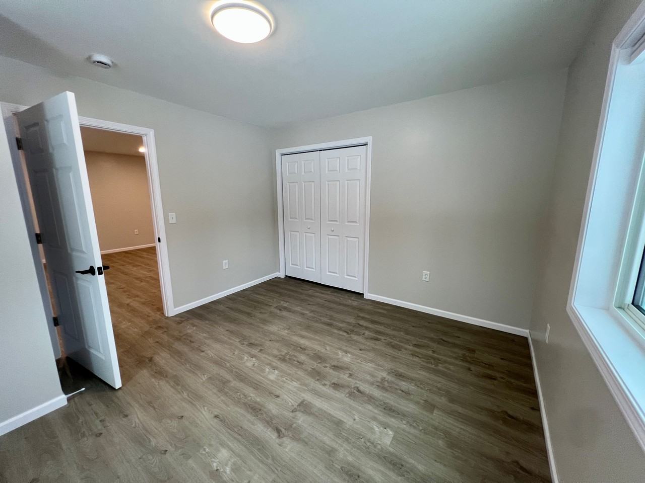 1013 Two Rivers Street - Photo 4 of 8