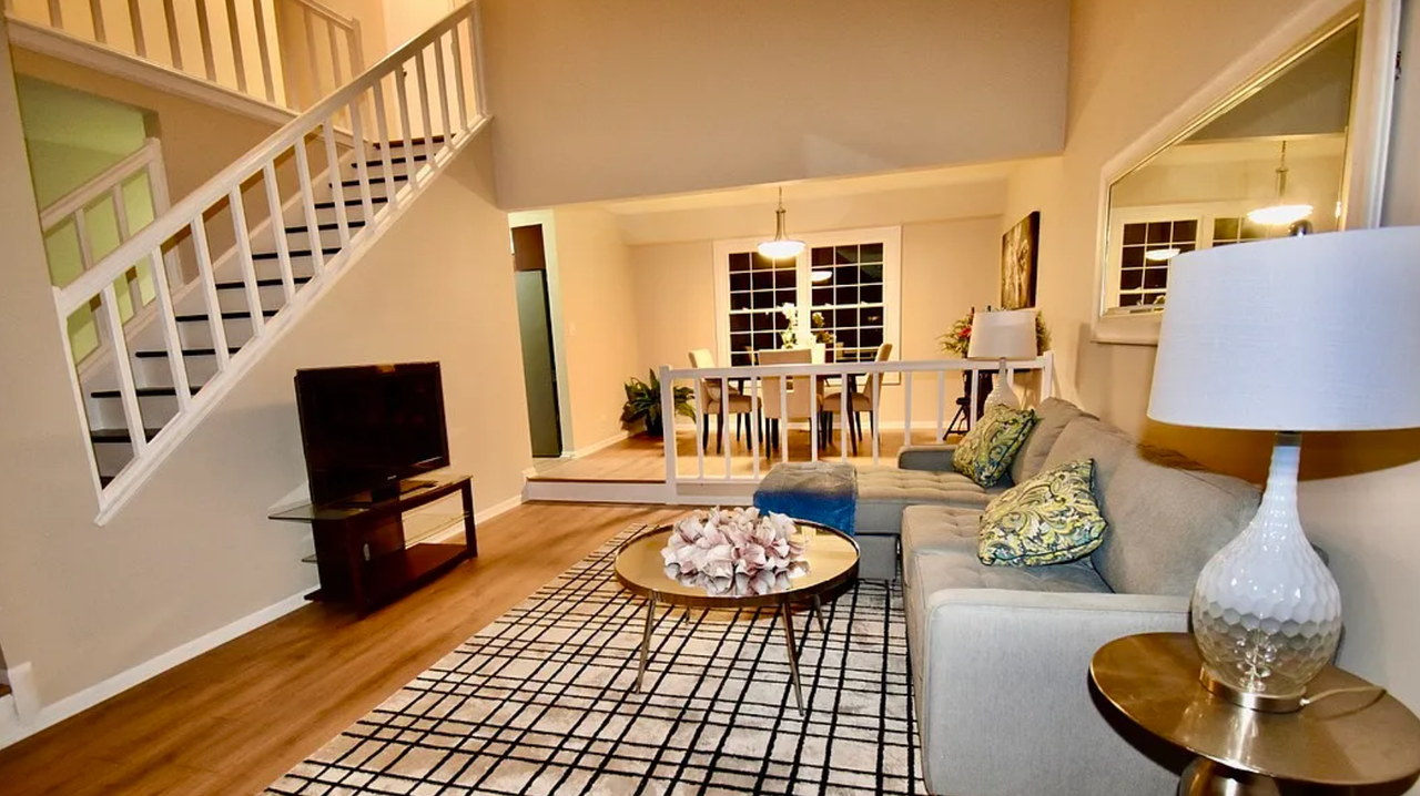 651 White Ct #1 - Photo 4 of 19