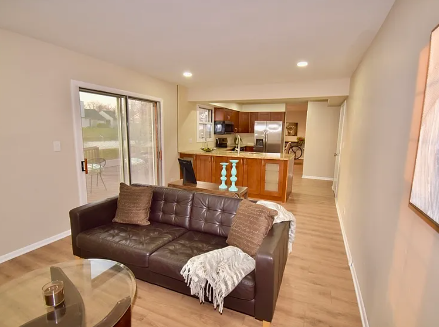 651 White Ct #1 - Photo 6 of 19