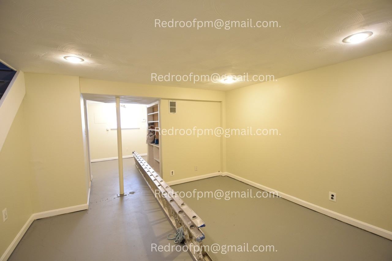 565 Brisbane Rd #1 - Photo 7 of 10