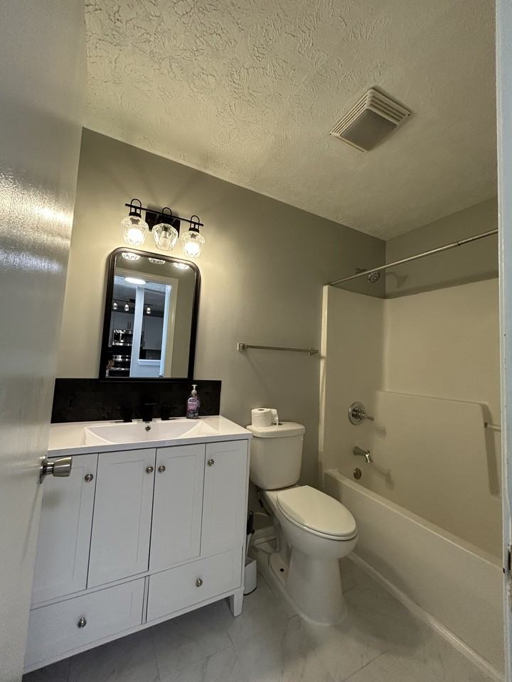 2847 Plaza Ln #1 - Photo 5 of 13