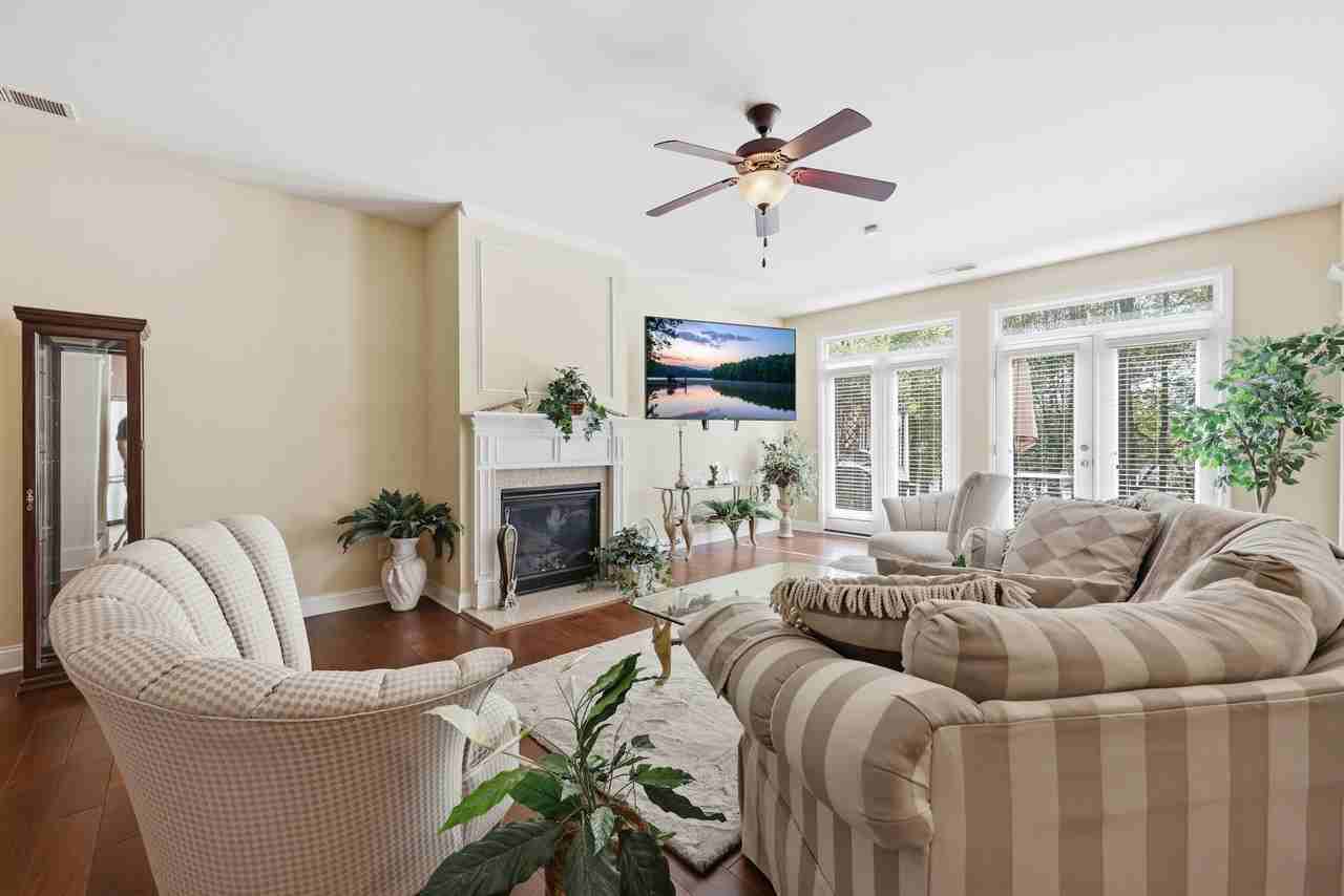 4008 La Crema Dr #1 - Photo 6 of 50