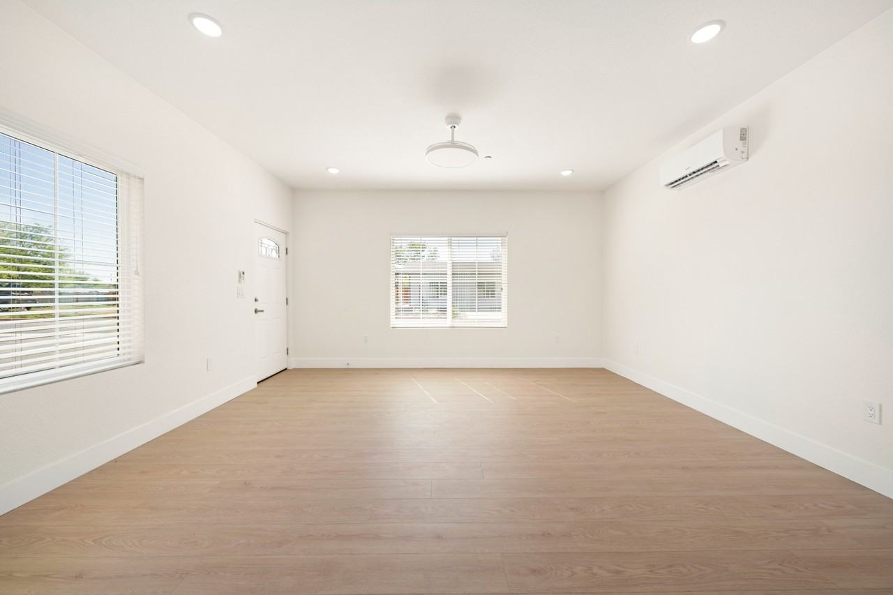 1495 Marshall Lane - 2 #2 - Photo 5 of 18