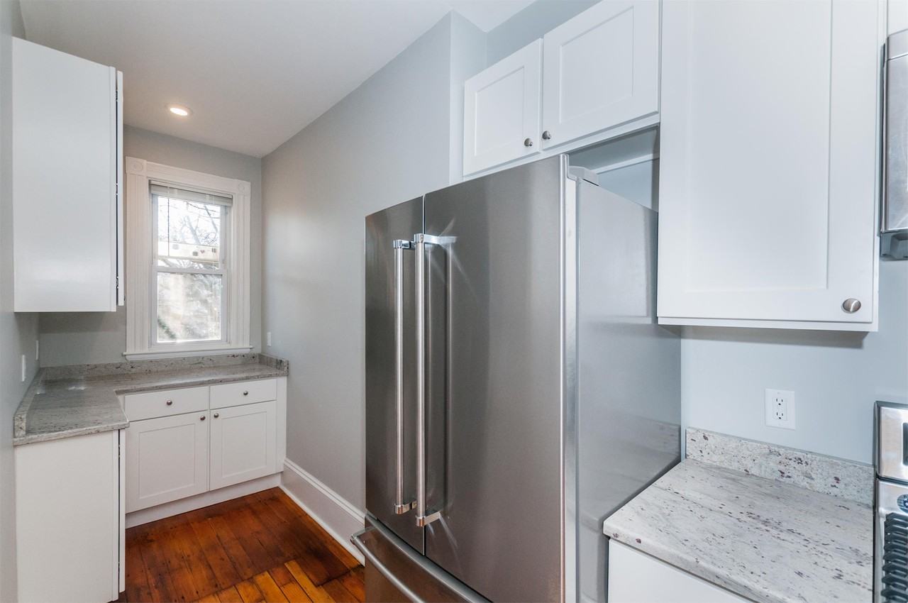 131 Paul Gore St #131-1 - Photo 3 of 19