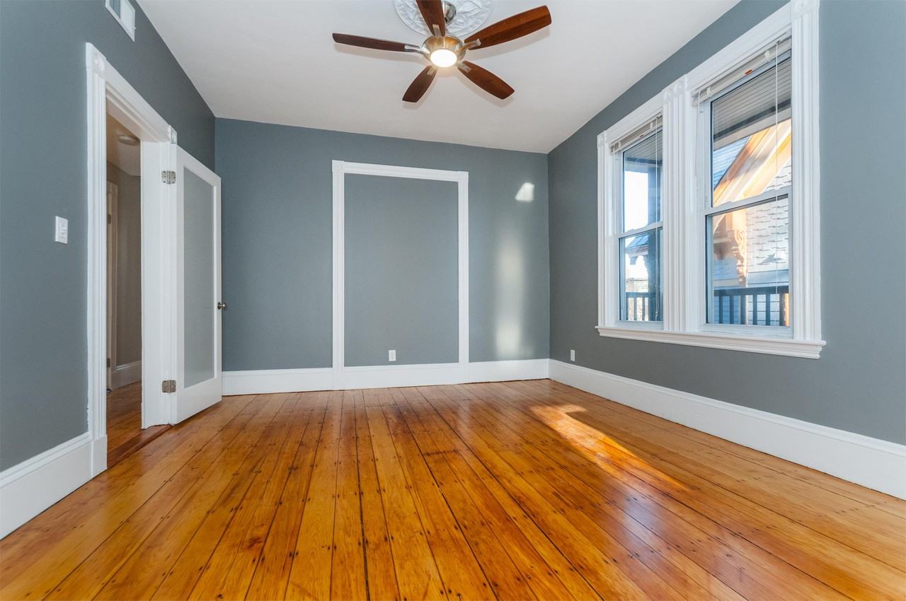 131 Paul Gore St #131-1 - Photo 4 of 19