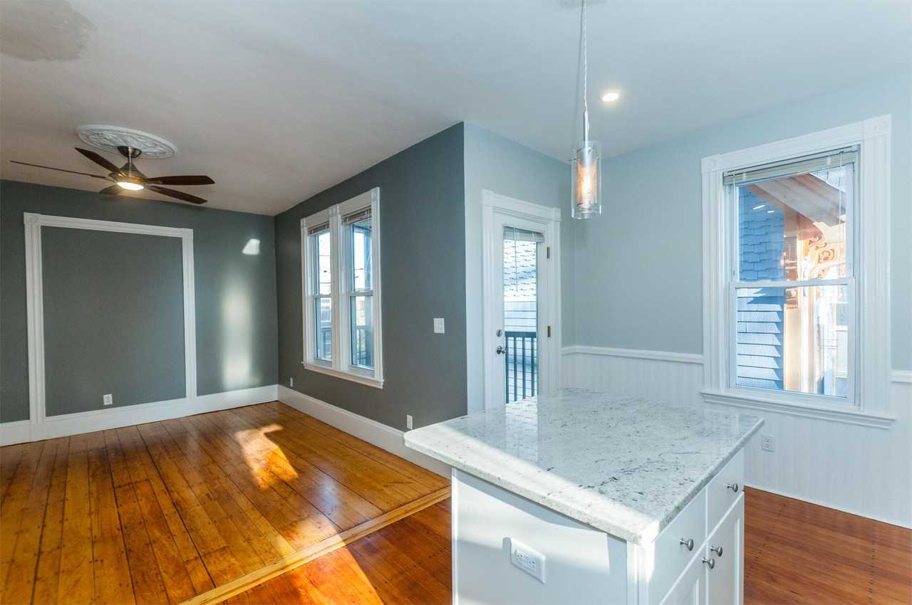 131 Paul Gore St #131-1 - Photo 5 of 19
