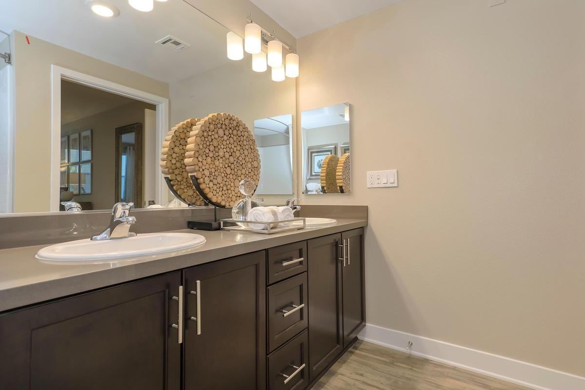 92 Esencia Dr - Photo 6 of 19