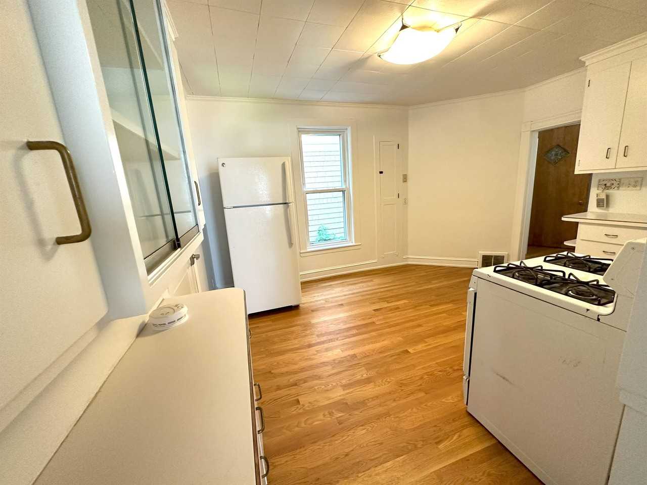 30 Hall St #1 - Photo 5 of 14