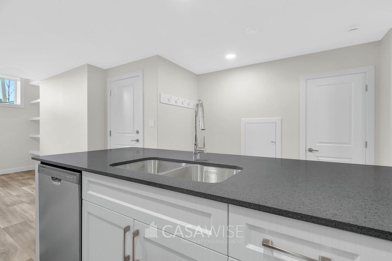 Bsmt, 8075 Cedric Mah Road - Bsmt #BS - Photo 4 of 17