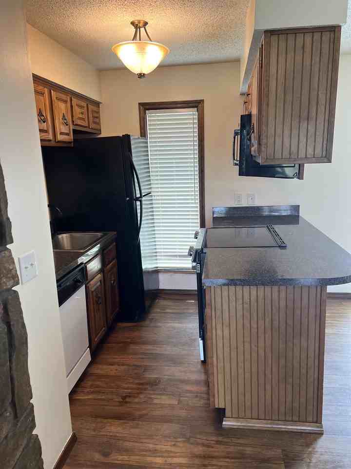 13807 Turnberry Ln #118 - Photo 3 of 9