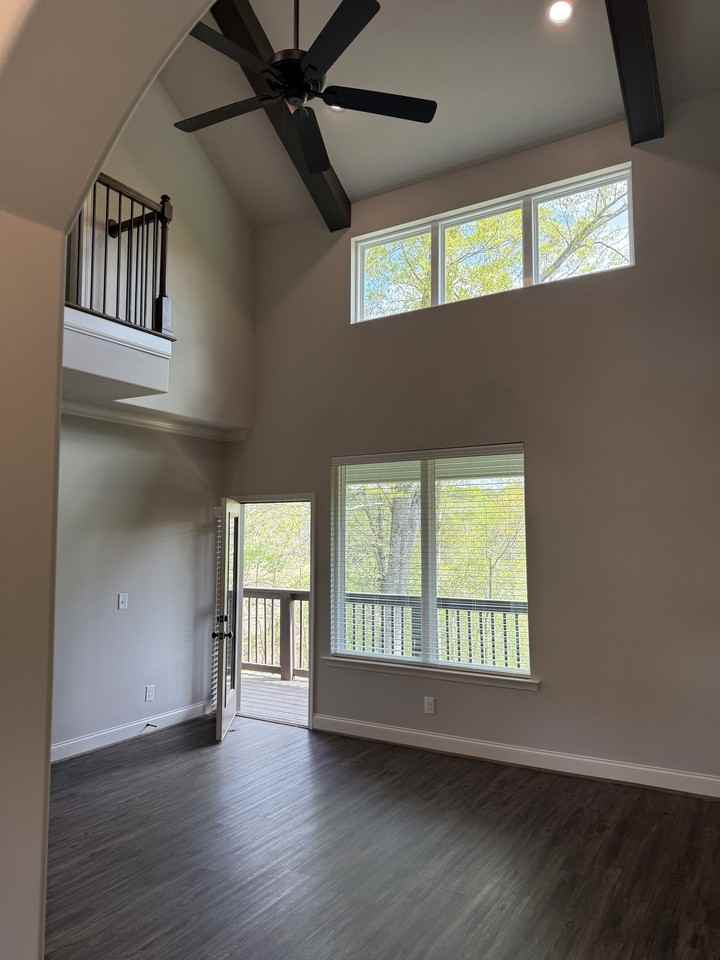 4429 Lennox PlaceBldg 12 - 65 - Photo 5 of 36