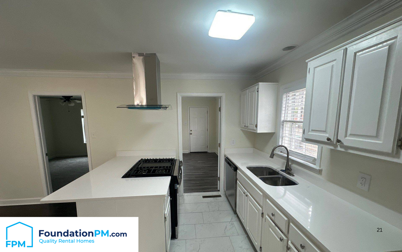 473 Vaughn Rd #1 - Photo 3 of 18