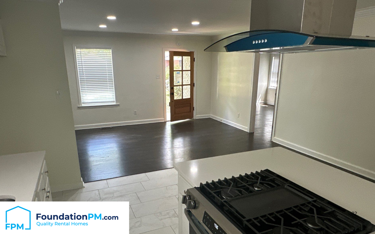 473 Vaughn Rd #1 - Photo 4 of 18