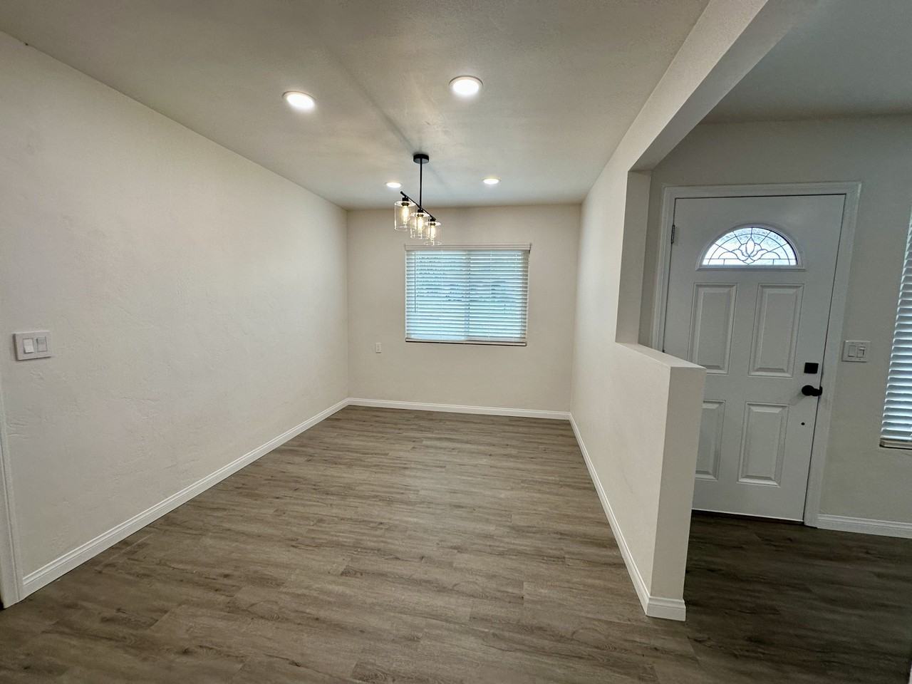 13239 Idyl Dr #1 - Photo 3 of 23