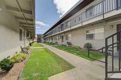 1104-KAM - Photo 1 of 1