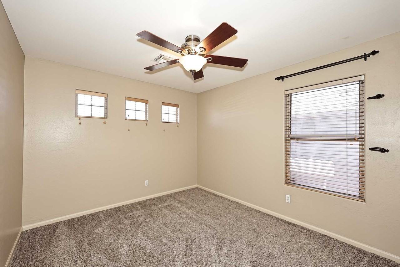 5001 E Libby St - Photo 5 of 50