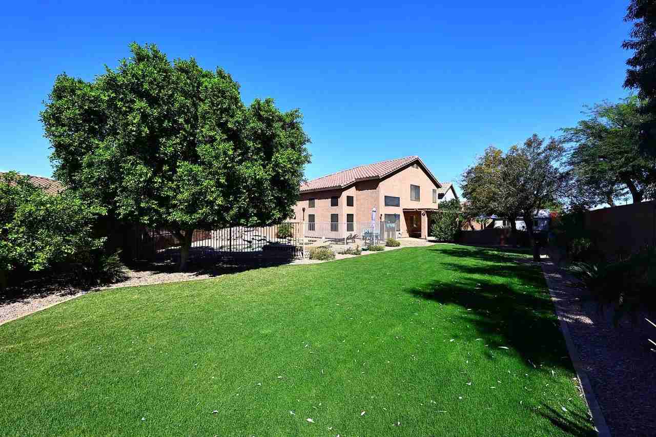 5001 E Libby St - Photo 7 of 50