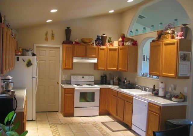 2829 Acacia Ave #2829 - Photo 4 of 11