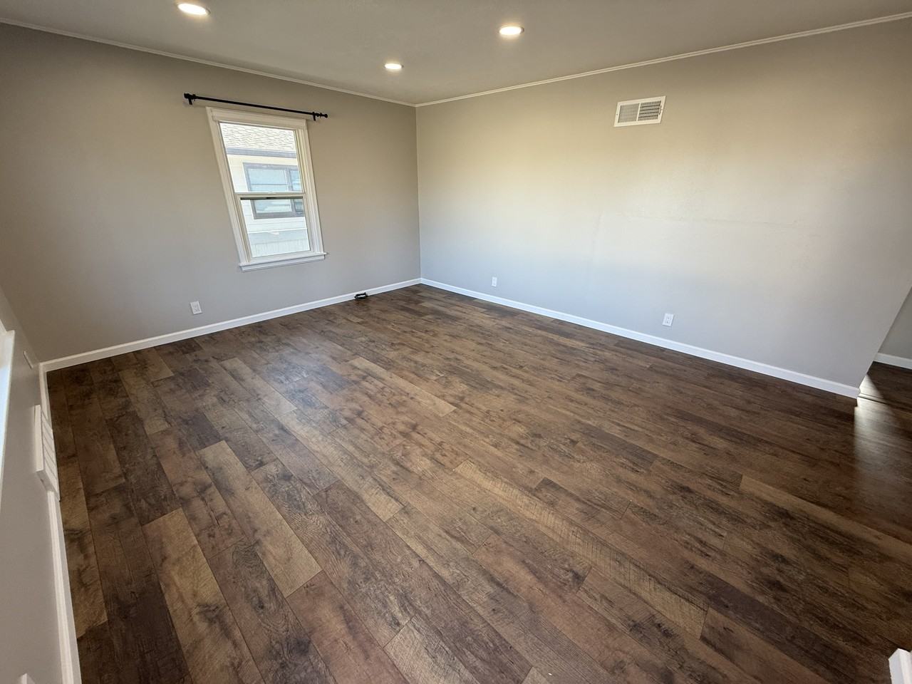 3250 3rd Ave S #1 - Photo 3 of 34