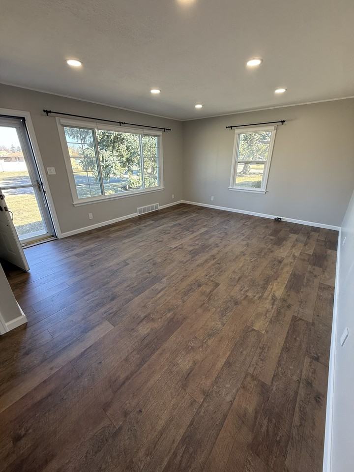 3250 3rd Ave S #1 - Photo 4 of 34