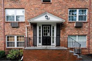 featured image of 12 Colonial Village Dr #1