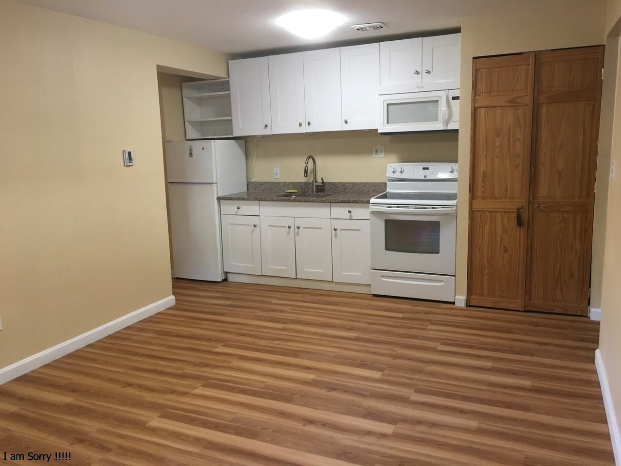 12 Colonial Village Dr #1 - Photo 2 of 9