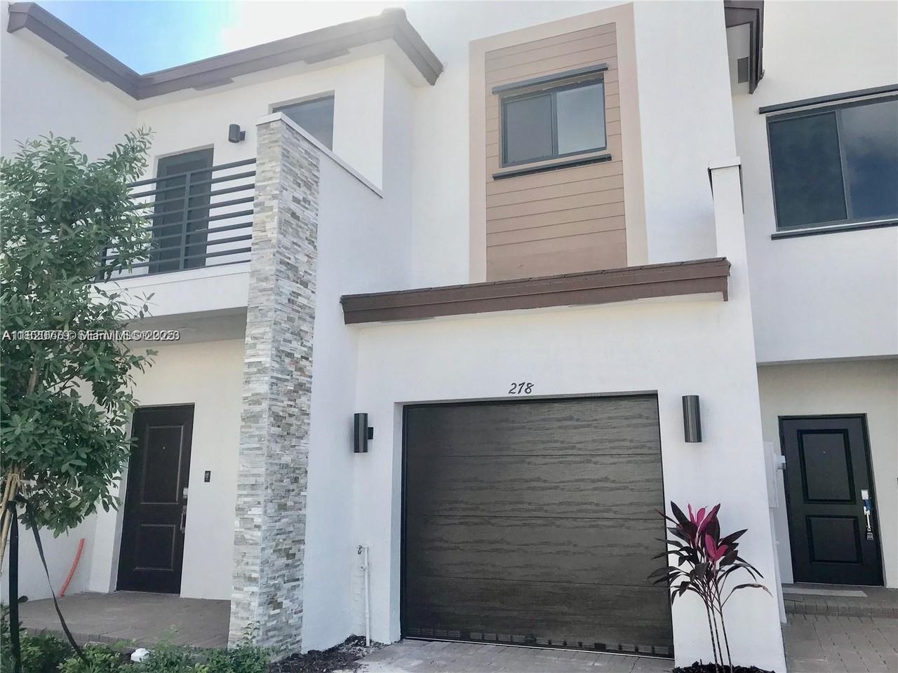 278 Northeast 208th Terrace #278 - Photo 3 of 23