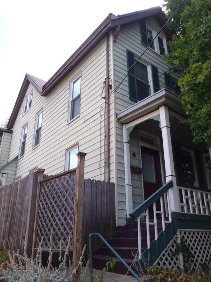 339 Shiloh St - Photo 3 of 15