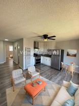 00066-832 - Photo 1 of 1