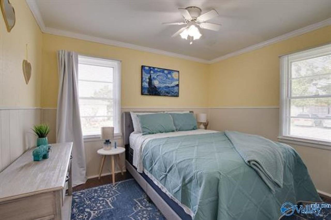 1702 Truman Dr Ne - Photo 5 of 10