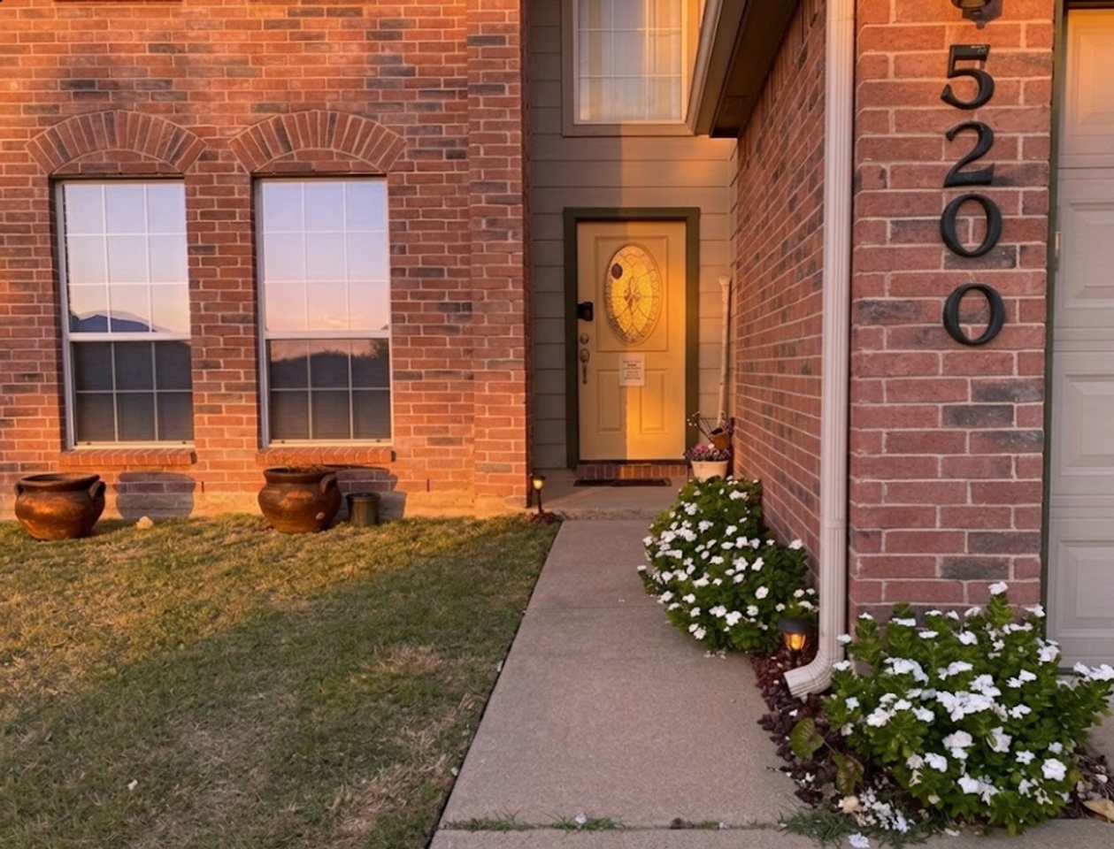 5200 Oster Dr - Photo 2 of 10