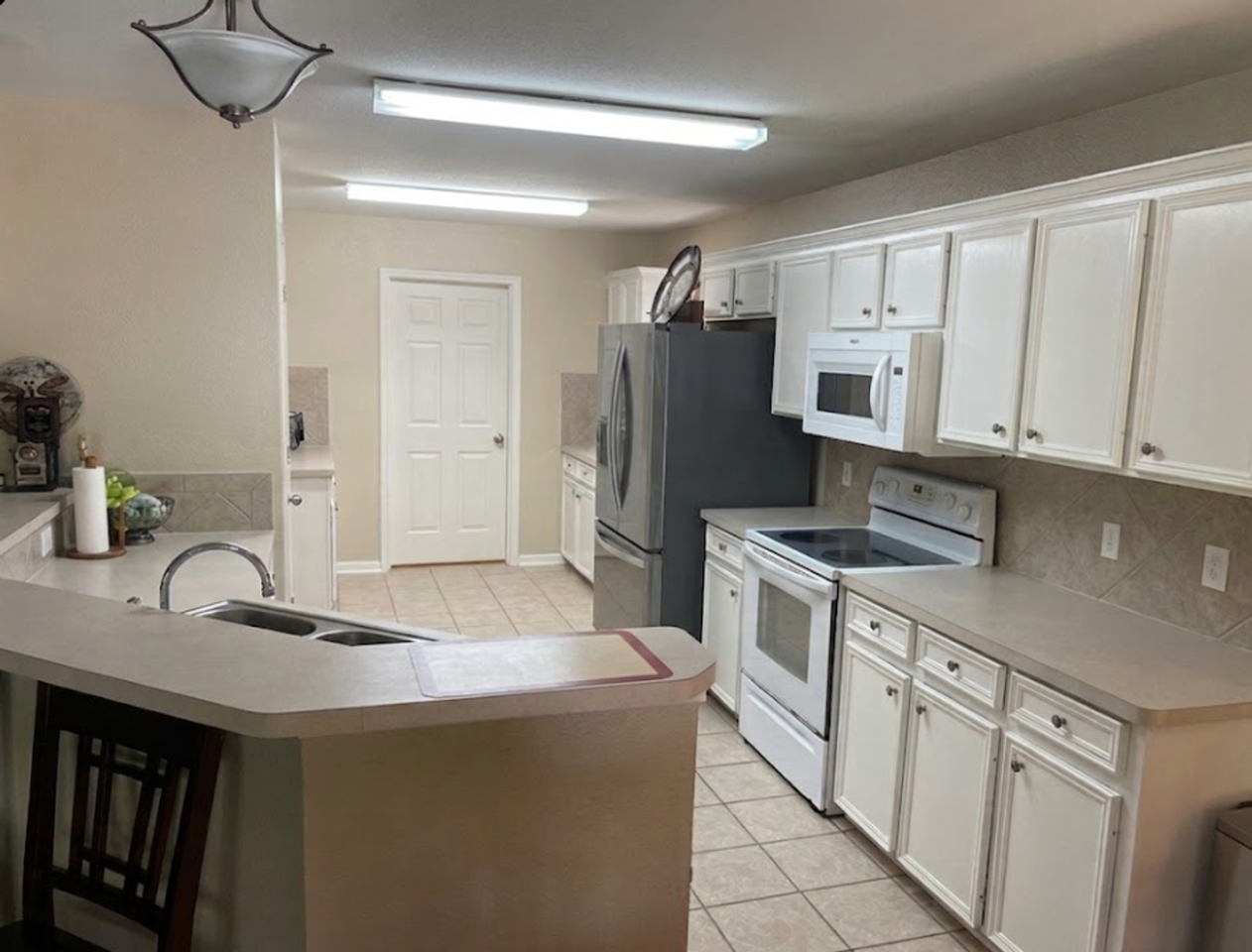 5200 Oster Dr - Photo 5 of 10