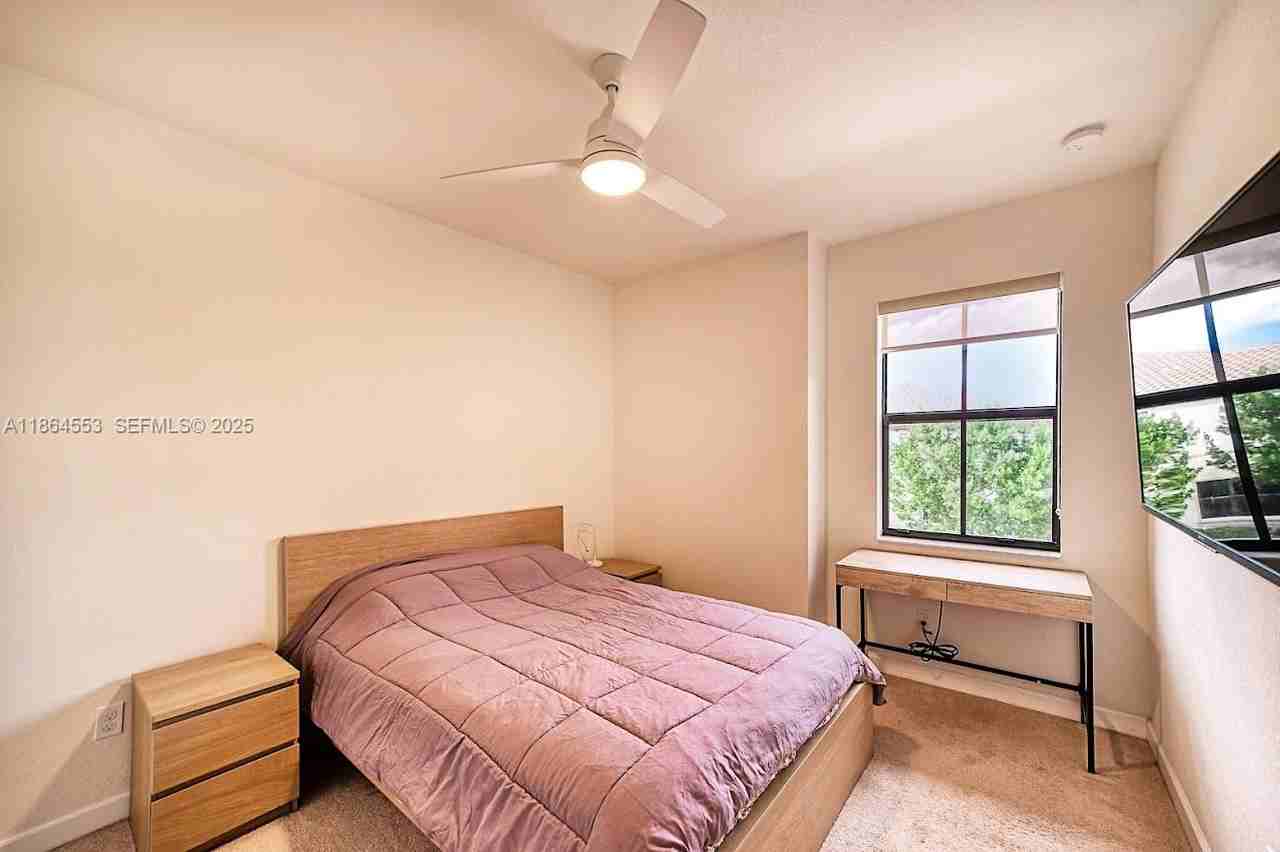 3962 Devenshire Court - Photo 3 of 12