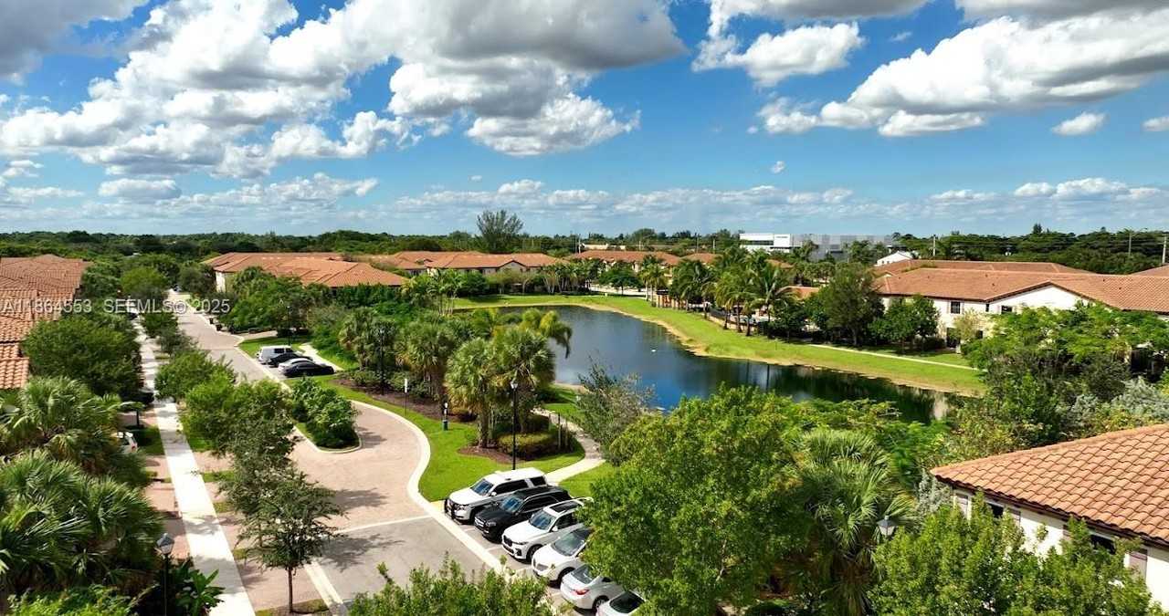 3962 Devenshire Court - Photo 5 of 12