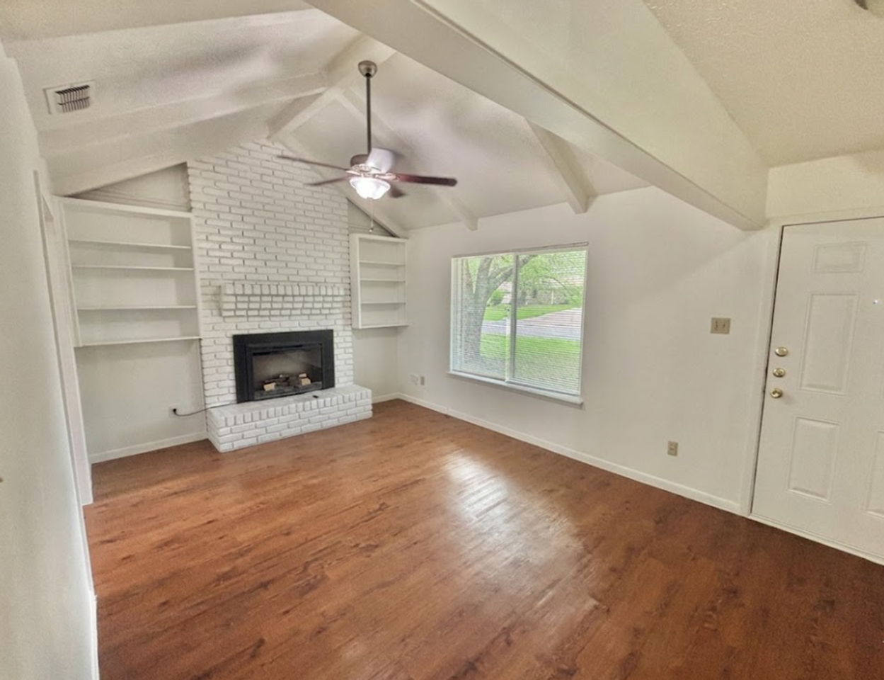 703 Apache Dr - Photo 5 of 16