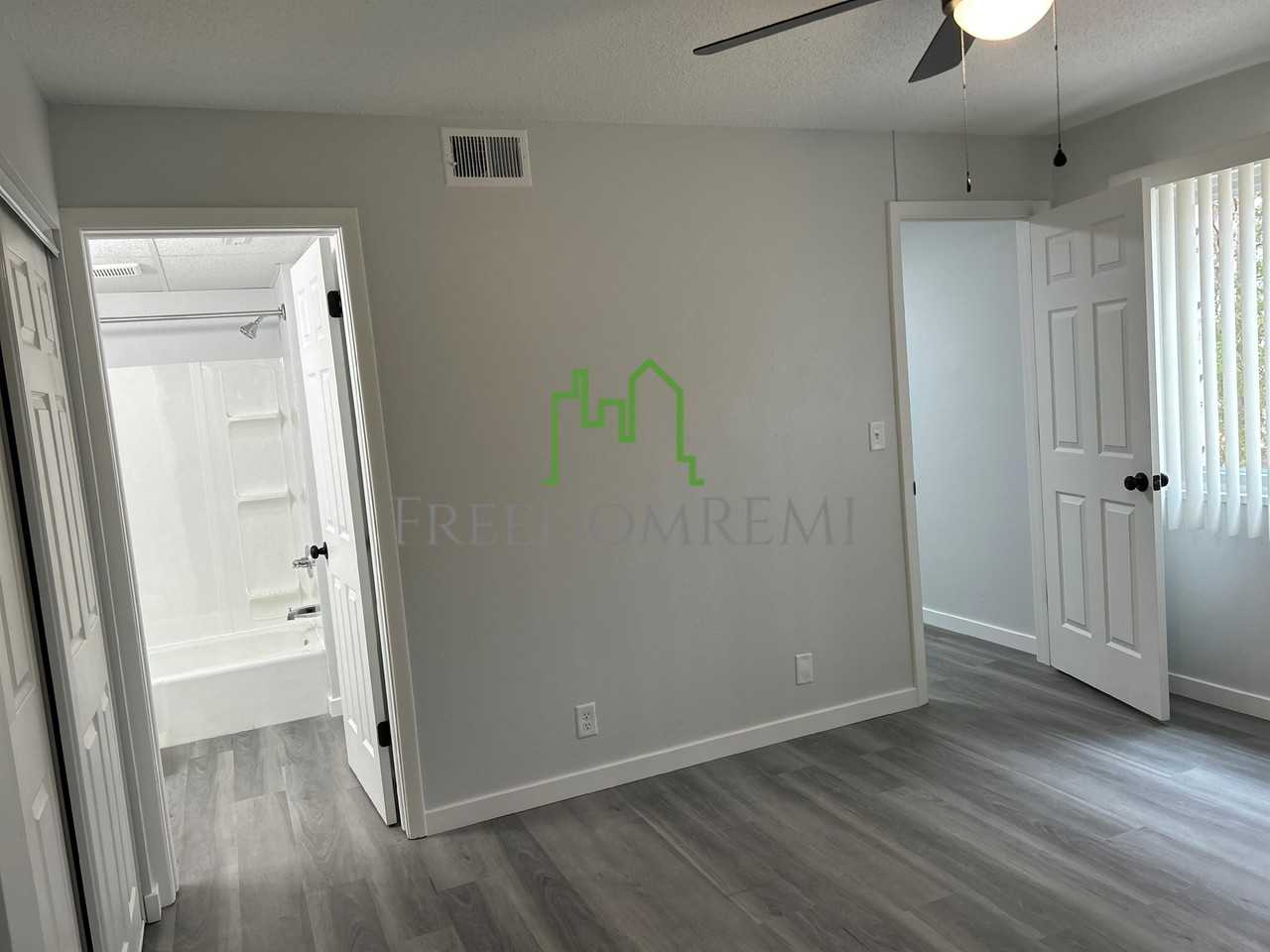 1311 Oakland Rd Ne #1311-01 - Photo 3 of 9