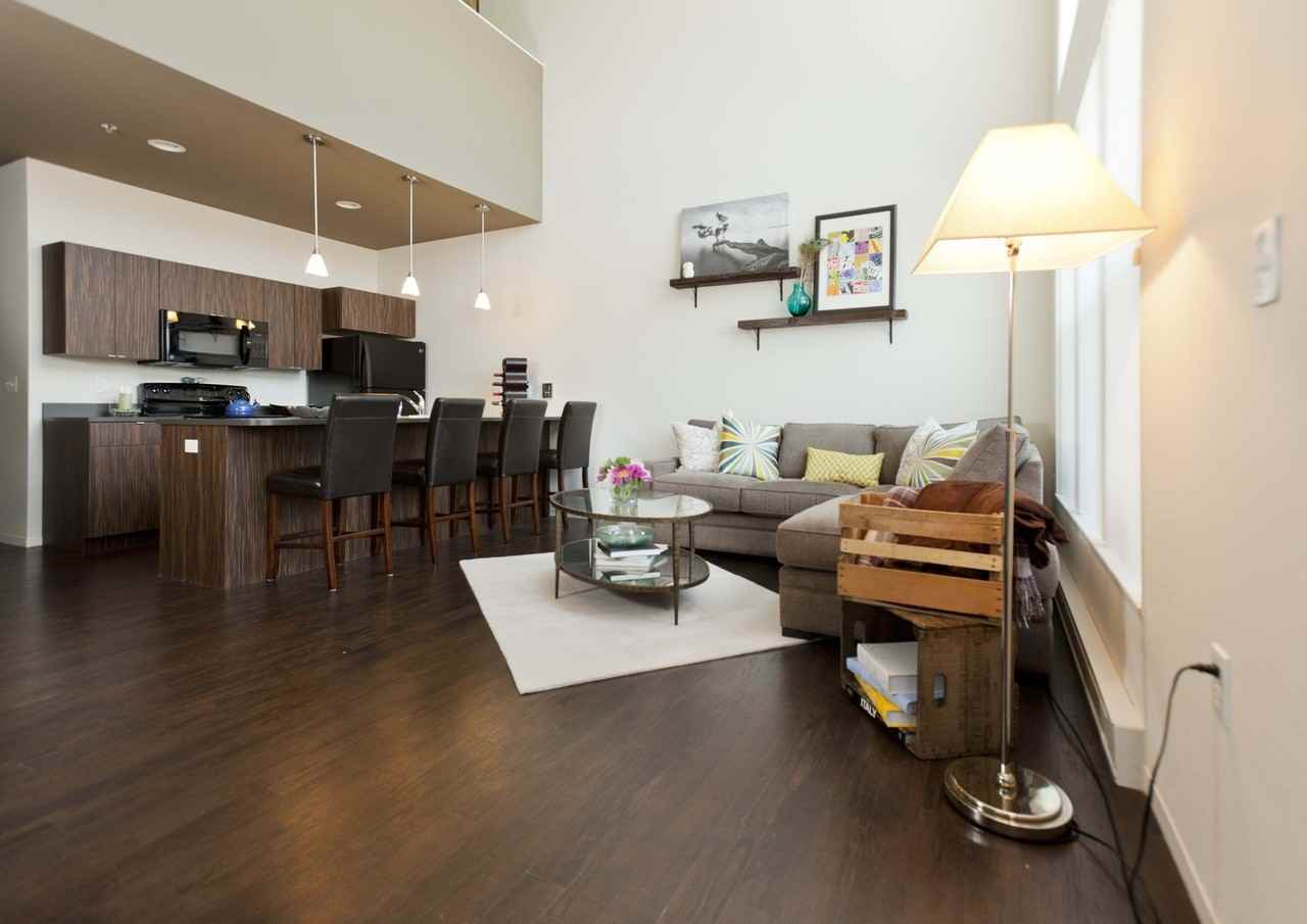 222 Wisconsin Street - Photo 3 of 20