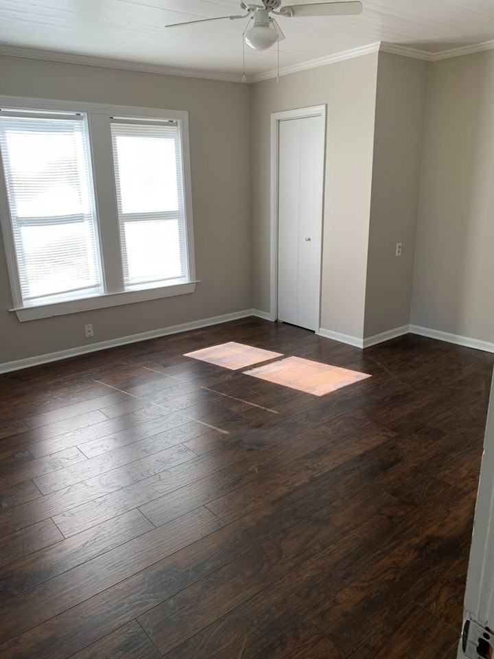 27 E Newnan Rd - Photo 2 of 4