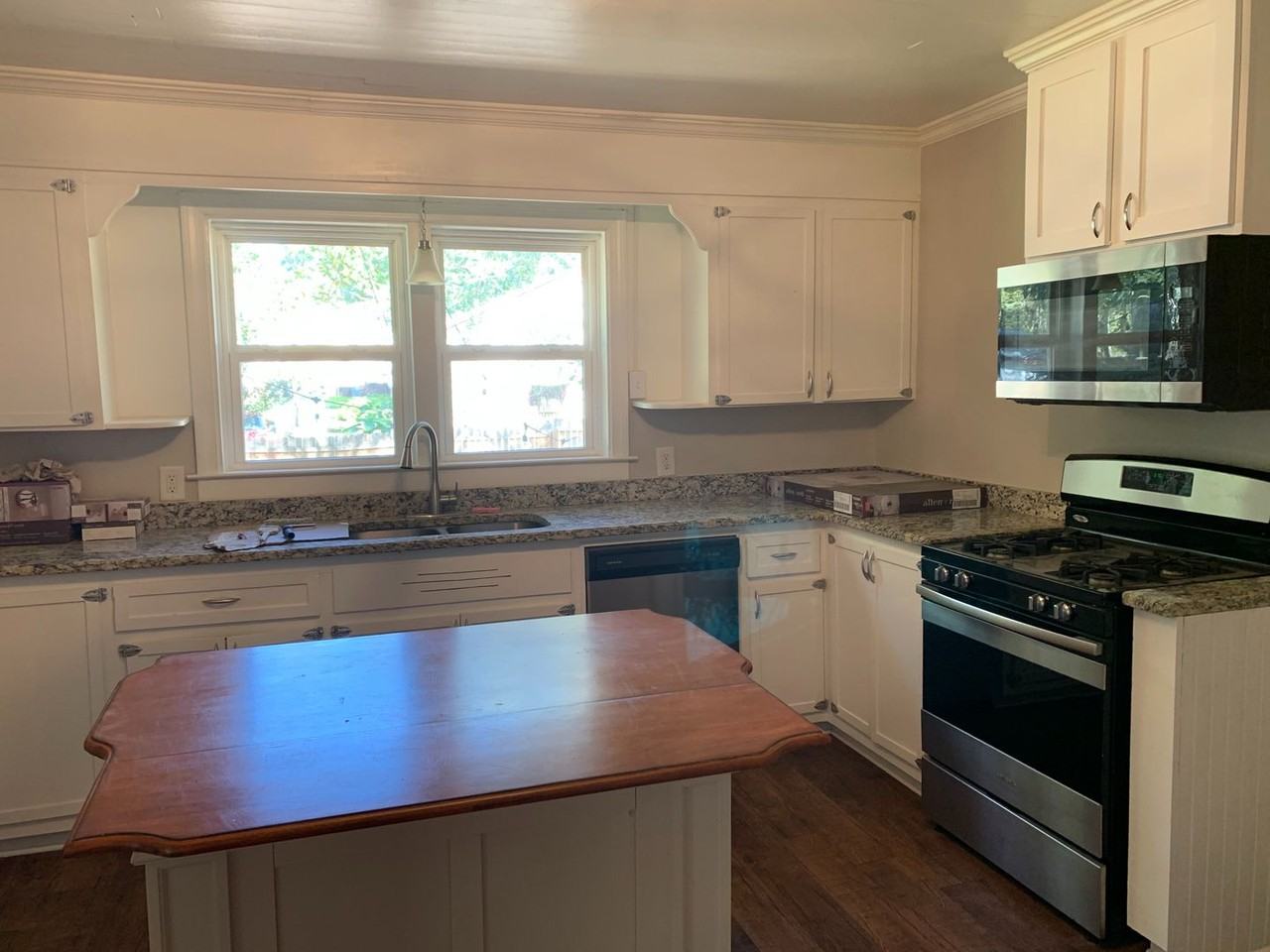 27 E Newnan Rd - Photo 4 of 4