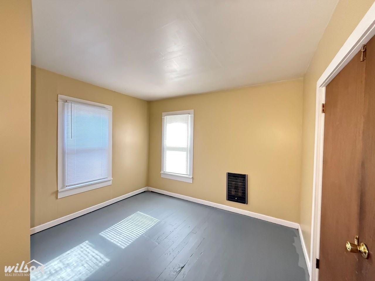 211 N Pierce Ave - Photo 6 of 10