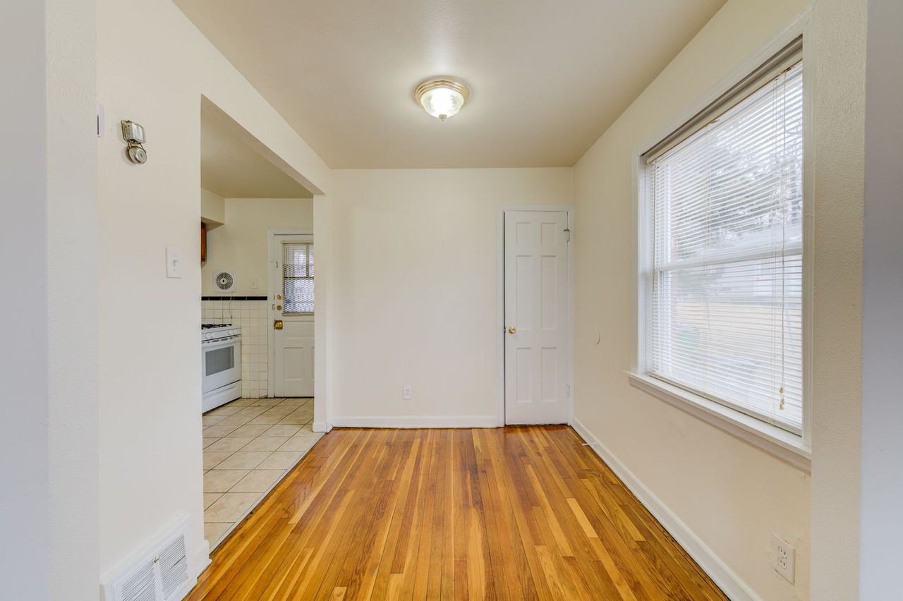 7237 Ruddy Ln - Photo 5 of 12