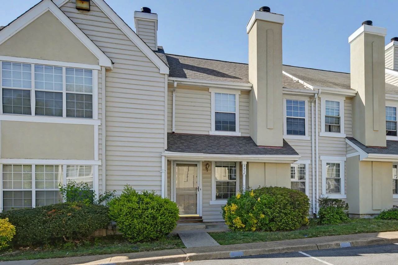 372 Rivers Ridge Cir - Photo 3 of 38