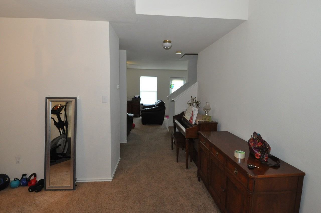 121 Pheasant Trl - Photo 3 of 17