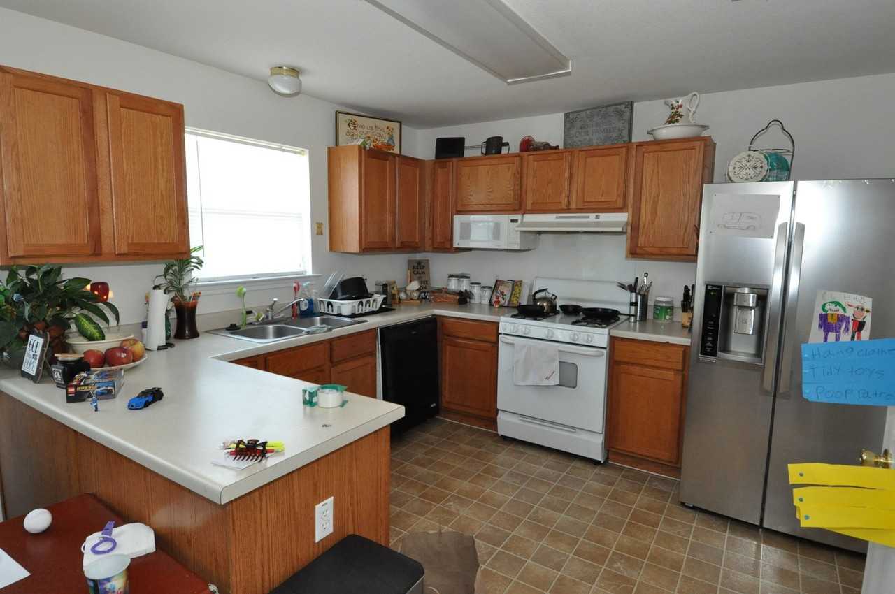 121 Pheasant Trl - Photo 6 of 17