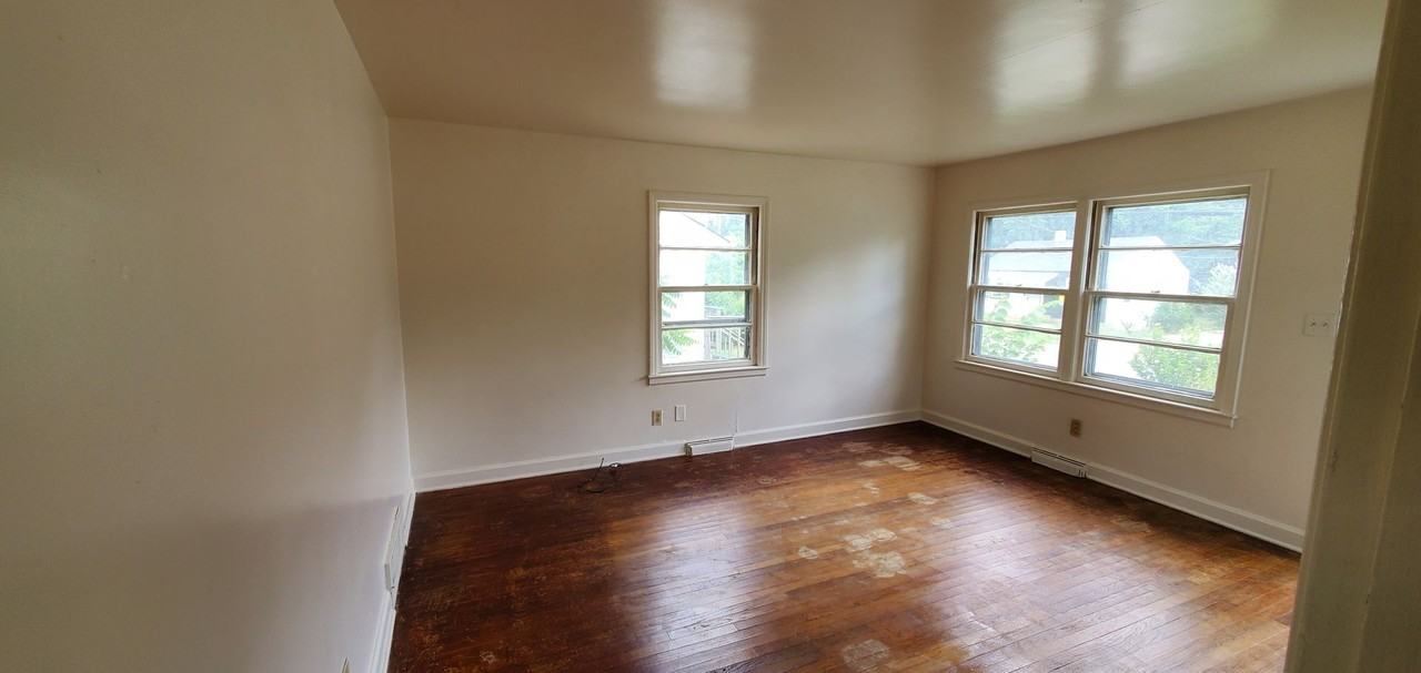 505 W Terrell St - Photo 3 of 5