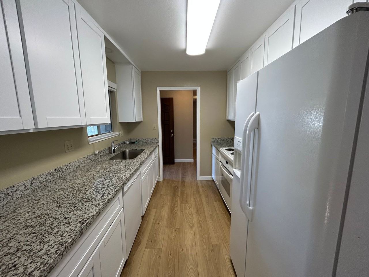 310 Hedstrom Rd - Photo 7 of 24